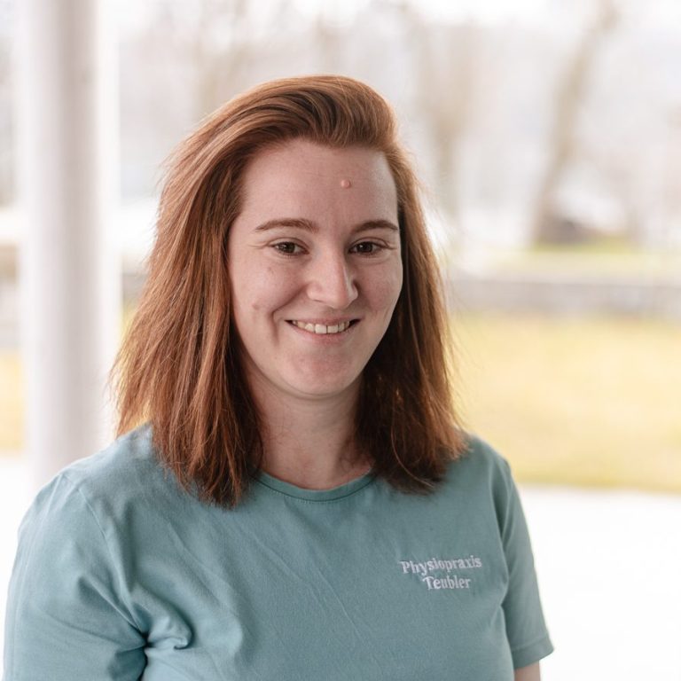 Physiotherapiepraxis Volker Teubler Murg und Bad Säckingen Mitarbeiterfoto Kim Schwarz